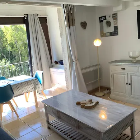 아파트 Port Dans Golfe De Saint Tropez 코골렝